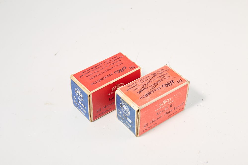 Lot 460: 22 HORNET 100 of