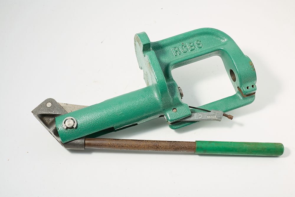 Lot 1290: RCBS HEAVY DUTY RCBS CARTRIDGE PRESS