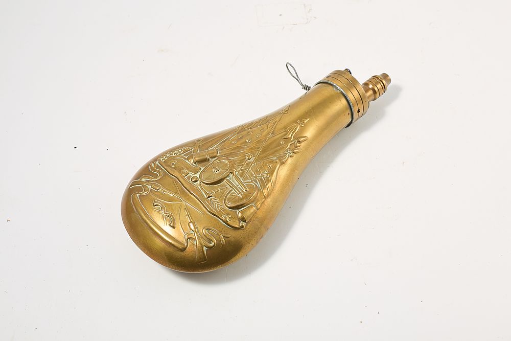 Lot 1292: LARGE BRASS POWDER FLASK WITH FINE CHARGING SHUT OFF VALVE