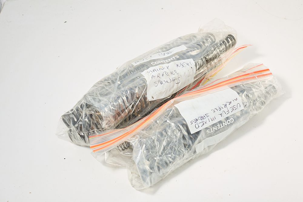Lot 1297: QUANTITY OF OTHER SPRINGS FOR VARIOUS AIR RIFLES
