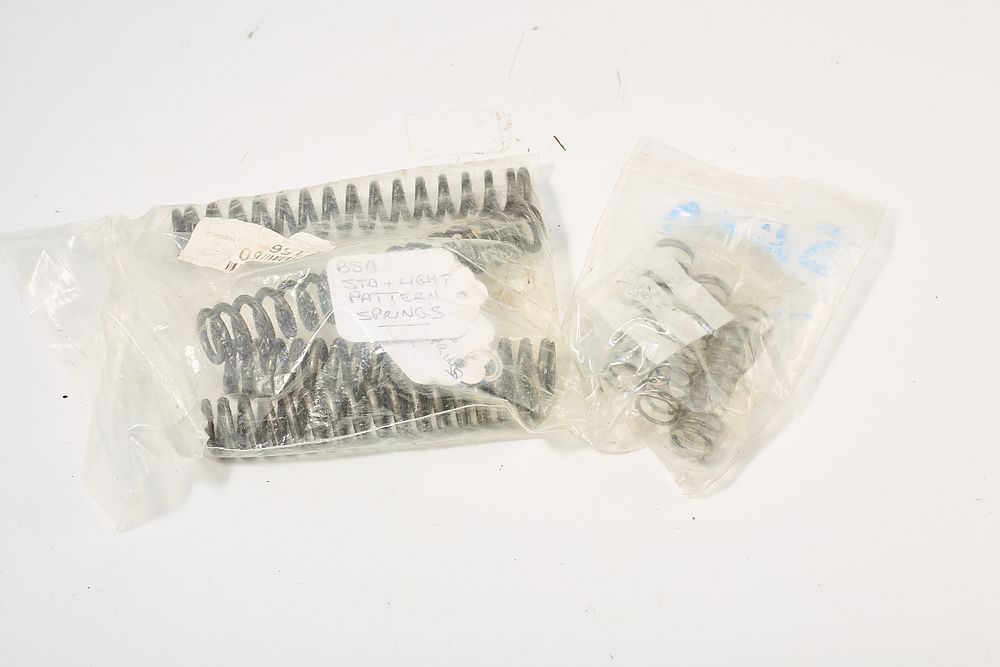 Lot 1298: BSA STD + LIGHT PATTERN DOUBLE SPRINGS
