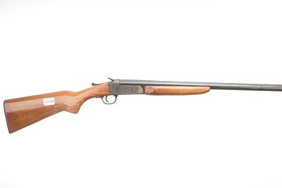 CARRAR0 ASTELARRA A 12 Bore SINGLE BARREL Ser No 3920. Weight 2.66kg OAL 46in, Barrel 30in 