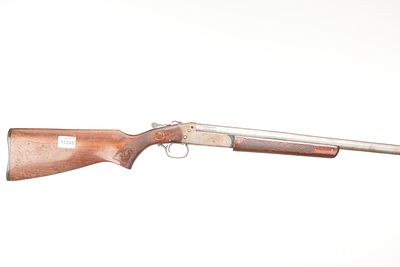 COOEY A 12-BORE SINGLE BARREL SHOTGUN Ser No 52614. Weight 2.75kg OAL 46in, Barrel 30in Shotgun 