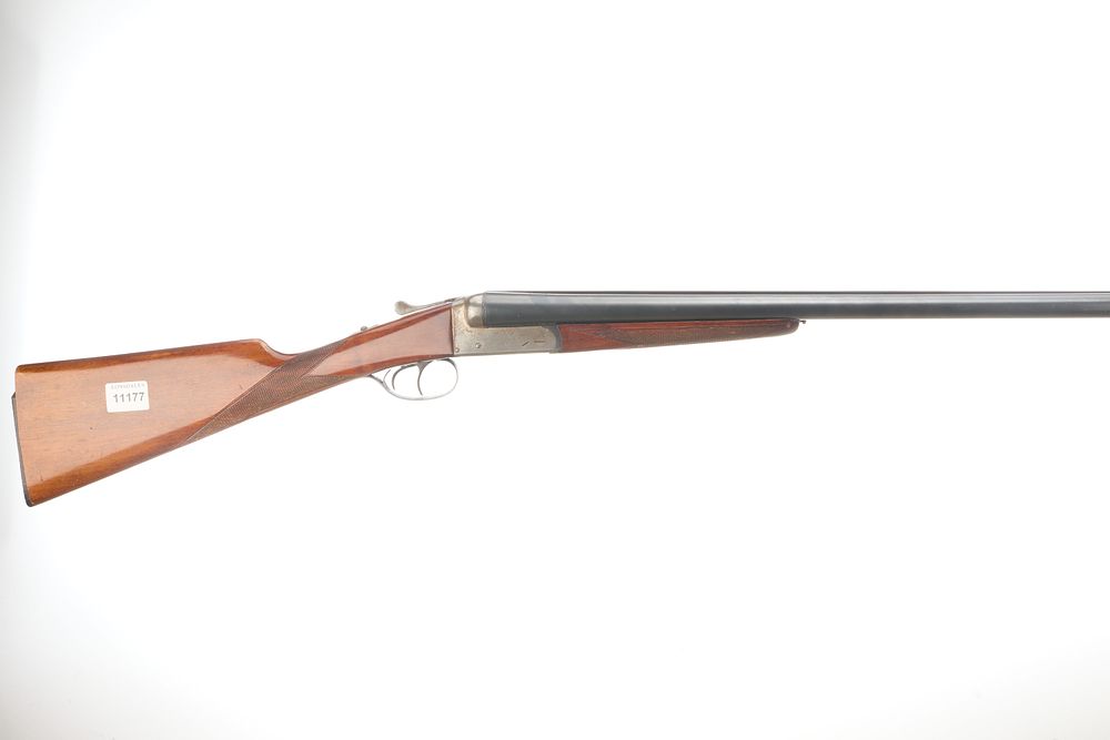 Lot 199: MASTER A 12-BORE BOXLOCK Ser No 106787