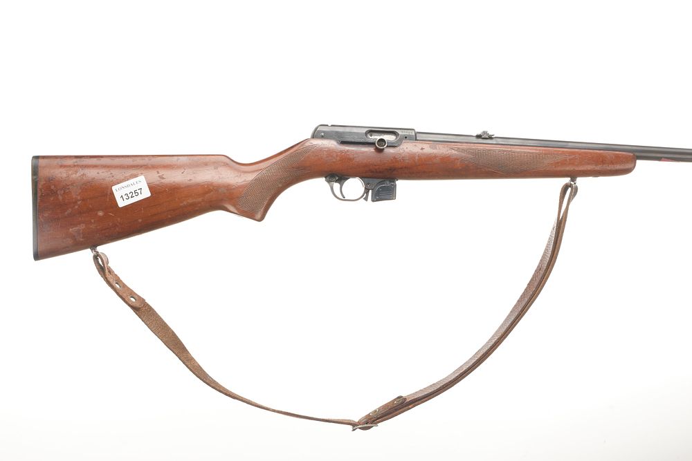 Lot 376: BRNO A .22 BOLT ACTION Ser No 30088