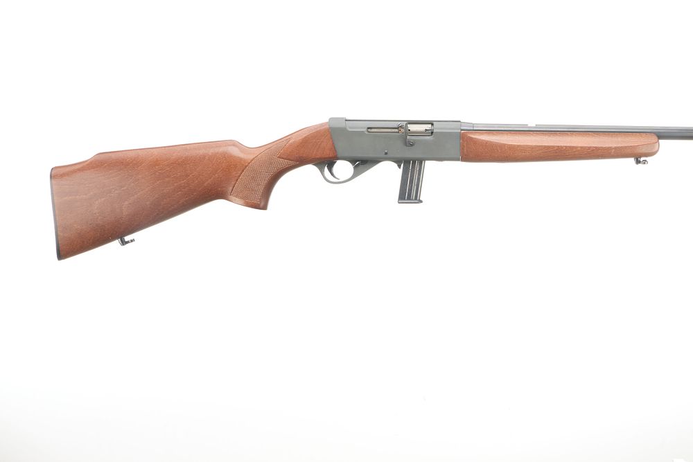 Lot 410: ANSCHUTZ A Mod 525 .22 LR SEMI-AUTO Ser No 1401188
