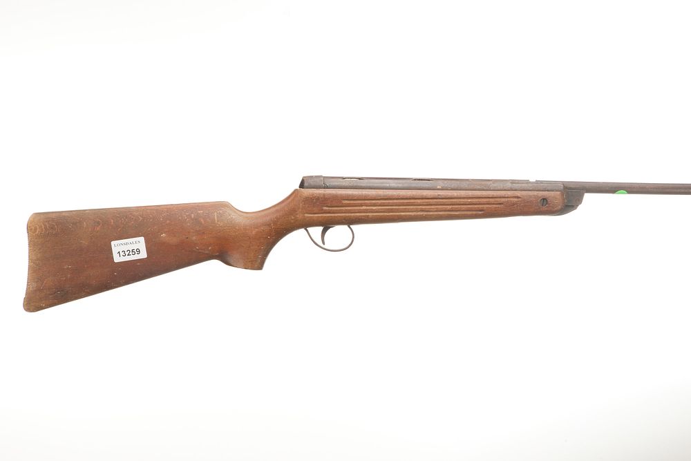 Lot 512: BSA A METEOR BREAK BARREL AIR RIFLE Ser No 45841