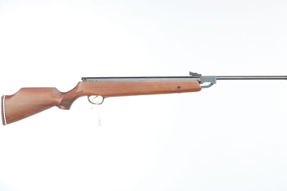 Lot 529: WEBLEY A MOD PATRIOT QUATTRO .22 AIR RIFLE SER NO. 48588