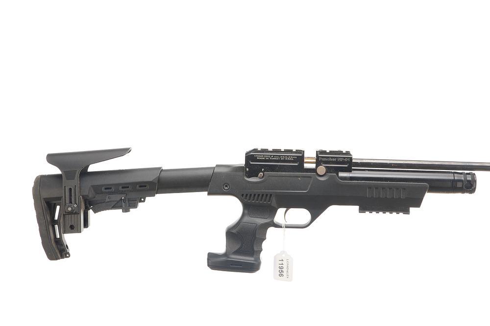 Lot 535: KRAL A .25 AIR RIFLE Ser No 1703252202