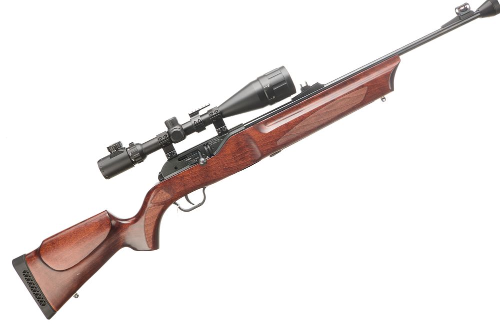 Lot 539: UMAREX A Mod 850 AIR MAGNUM .22 PCP AIR RIFLE Ser No GO19875
