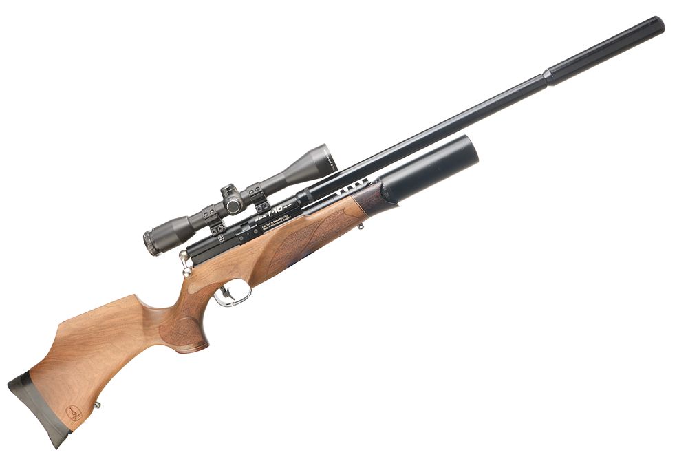 Lot 542: BSA A Mod R10 .22 BOLT-ACTION PCP AIR RIFLE Ser No R221393;