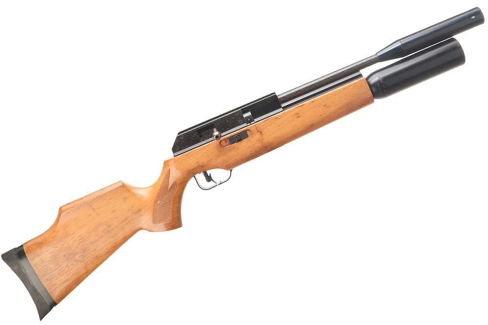 Lot 545: BSA A .22 PCP AIR RIFLE Ser No. DP12122