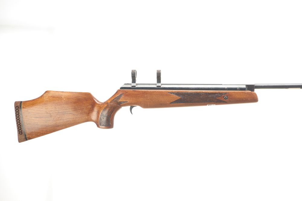 Lot 558: THEOBEN A SIROCCO .22 BREAK BARREL AIR RIFLE
