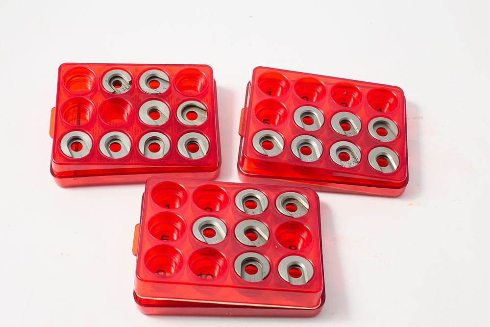 Lot 556: LEE SET OF THREE AUTO PRIME SHELL HOLDER SET, three 3s, three 7s, two 8s, three 9s, three 10s, four 11s and three 19s