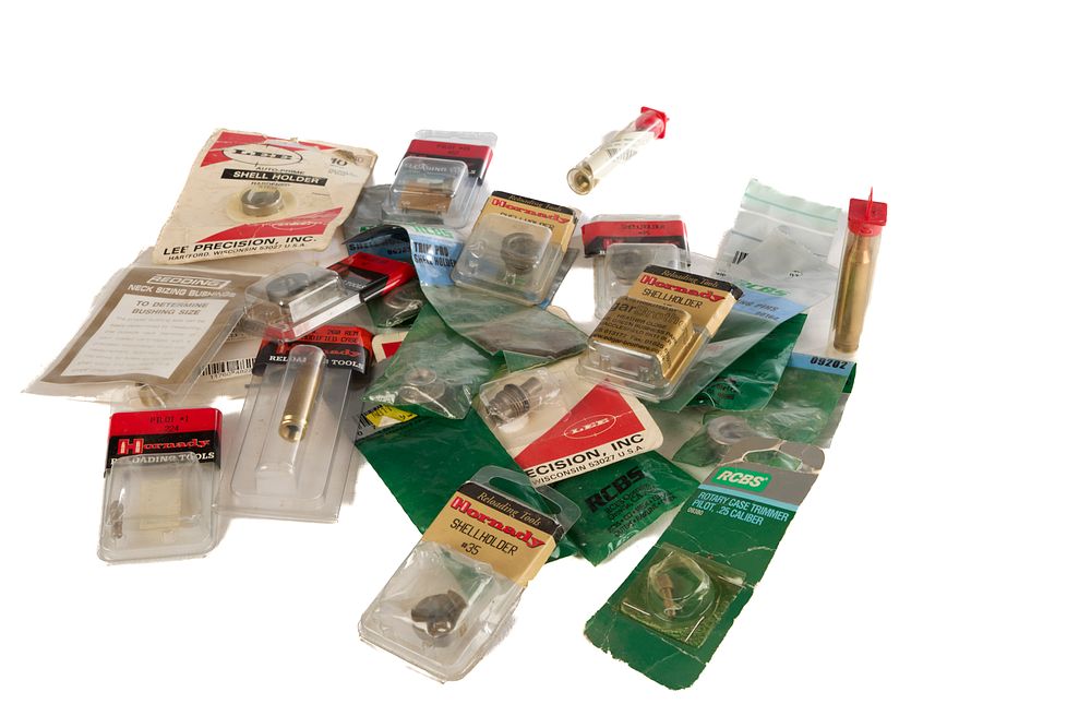 Lot 580: VARIOUS RELOADING EQUIPMENT
