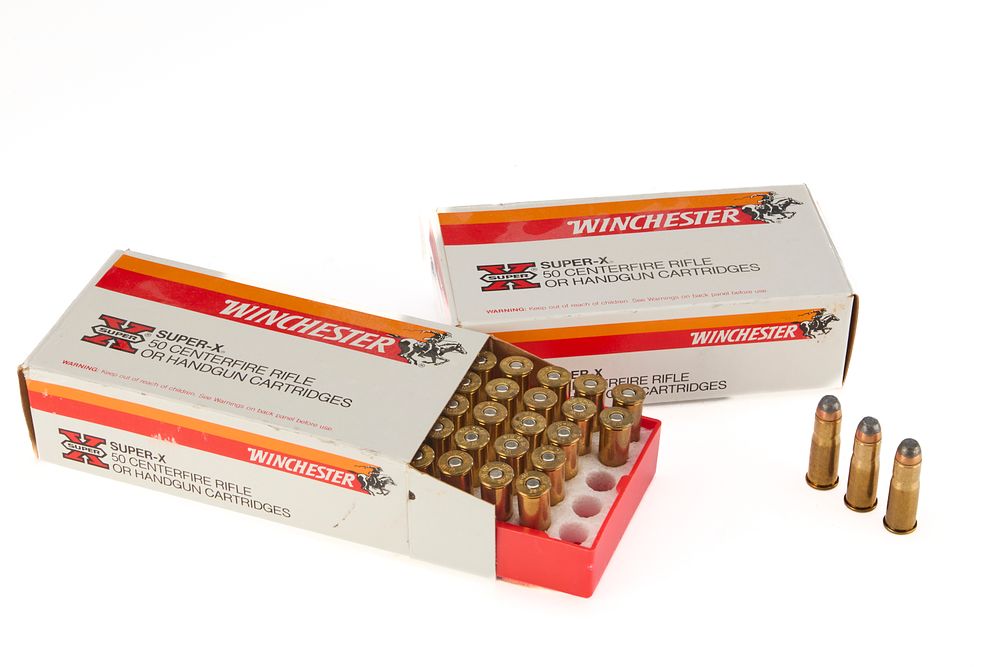 Lot 172: WINCHESTER 38-40 WINCHESTER 180gr SOFT POINT, 100 OF