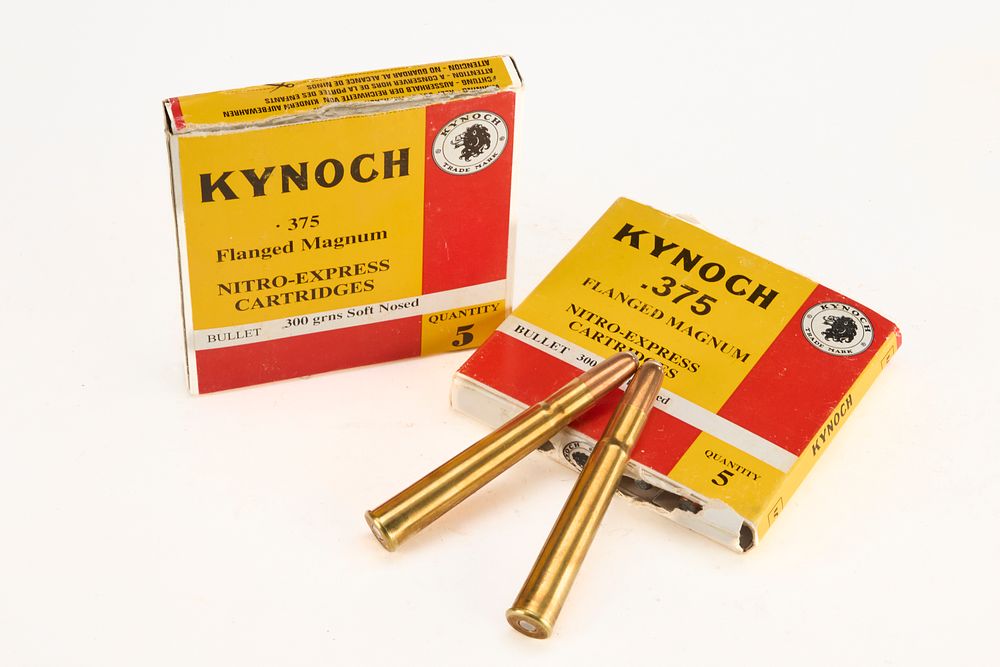 Lot 184: KYNOCH .375 FLANGED MAGNUM NITRO-EXPRESS CARTRDIGES 300gr SOFT-NOSED, 6 OF