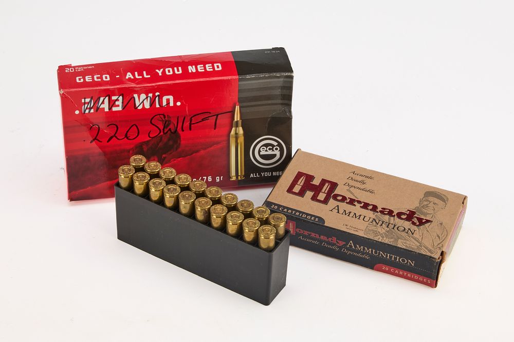 Lot 328: .220 SWIFT BRASS, 46 OF