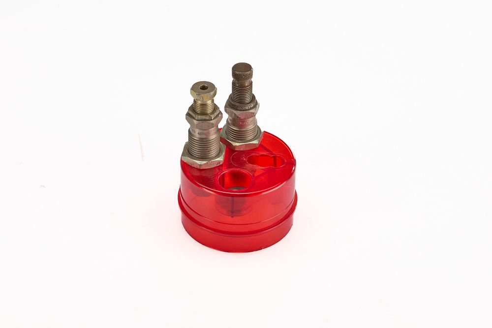 Lot 329: RELOADING DIES 45 ACP DILLON