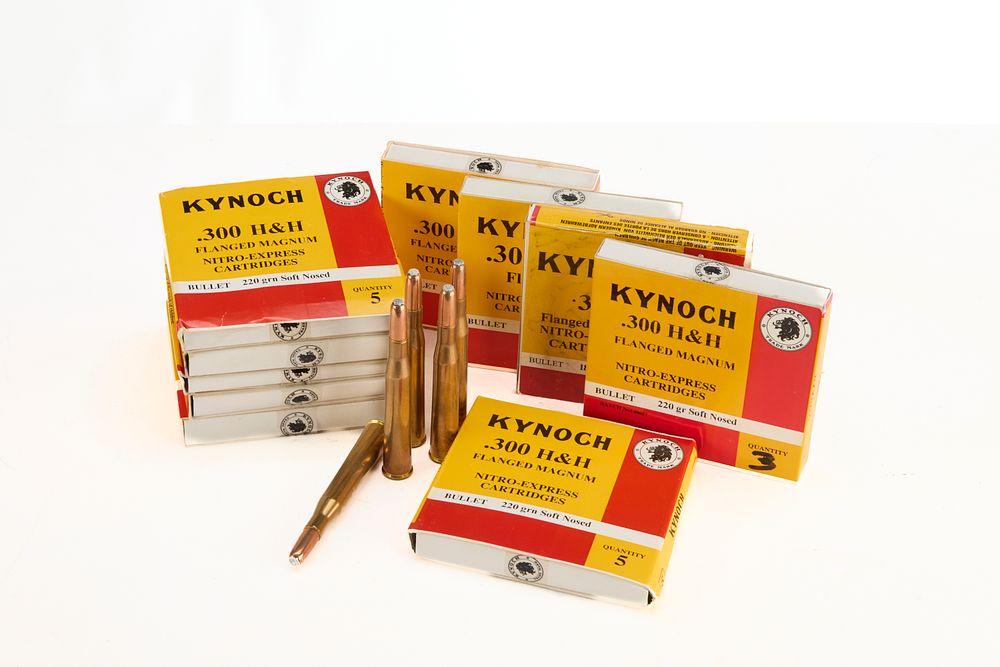 Lot 192: KYNOCH .300 H&H FLANGED MAGNUM NITRO-EXPRESS CARTRIDGES 220gr SOFT NOSED, 50 OF