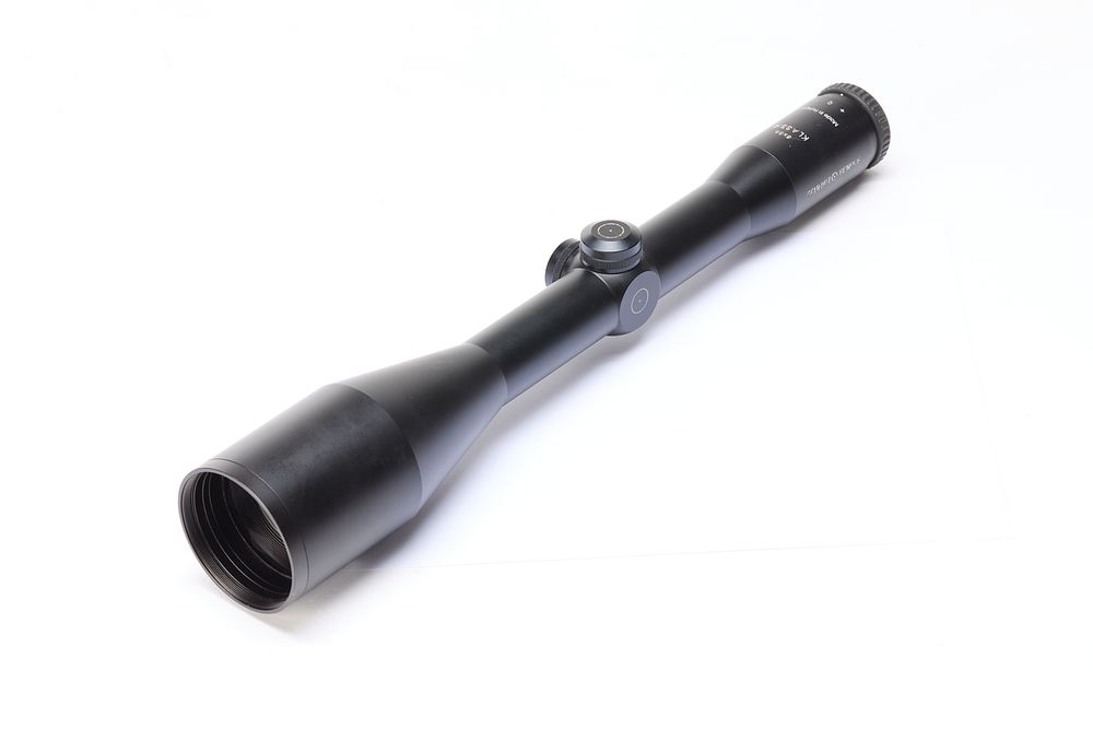 Lot 492: SCHMIDT & BENDER KLASSIK 8x56 SCOPE Ser No 306168;
