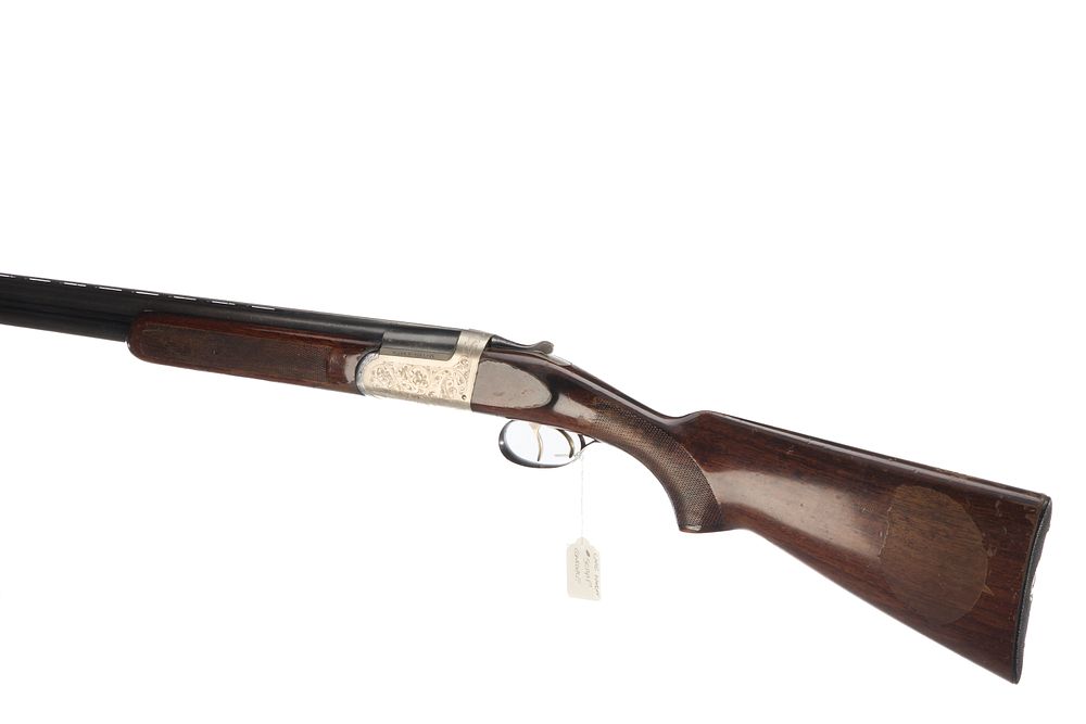 Lot 220: VERNEY-CARRON A 12-BORE OVER & UNDER Ser No A83685