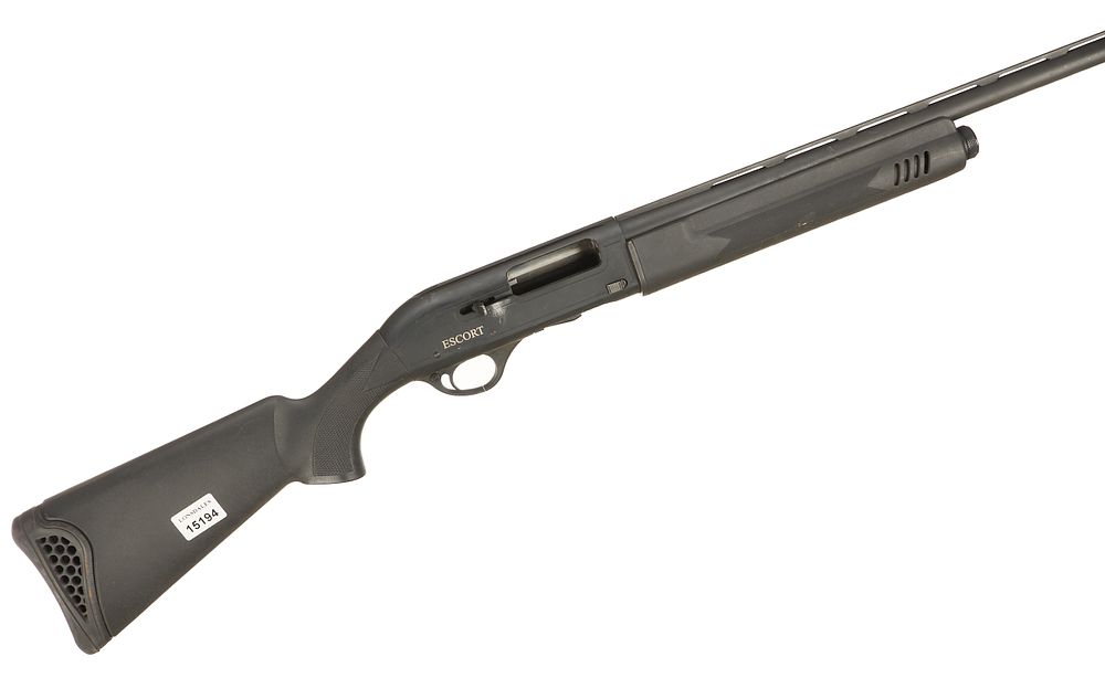 Lot 315: ESCORT A 12-BORE SEMI-AUTO Ser No 204503