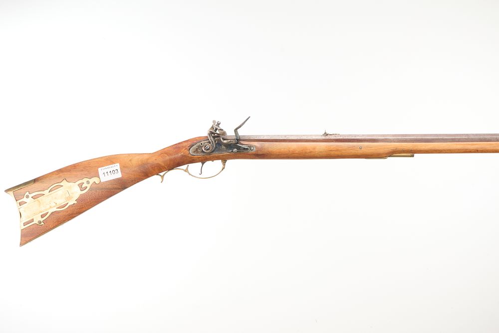 Lot 544: DIKAR A 0.5 BLACK POWDER RIFLE Ser No 86-386062