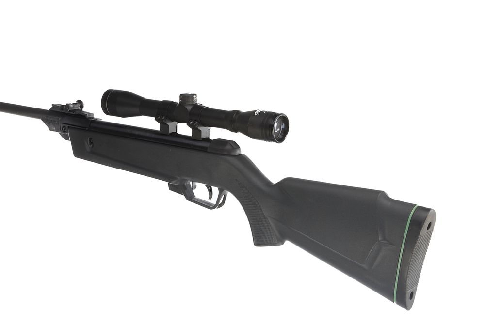 Lot 593: GAMO A Mod CADET DELTA .45/.177 AIR RIFLE WITH WALTHER 4x32 SCOPE Ser No 04-1C-222523-04