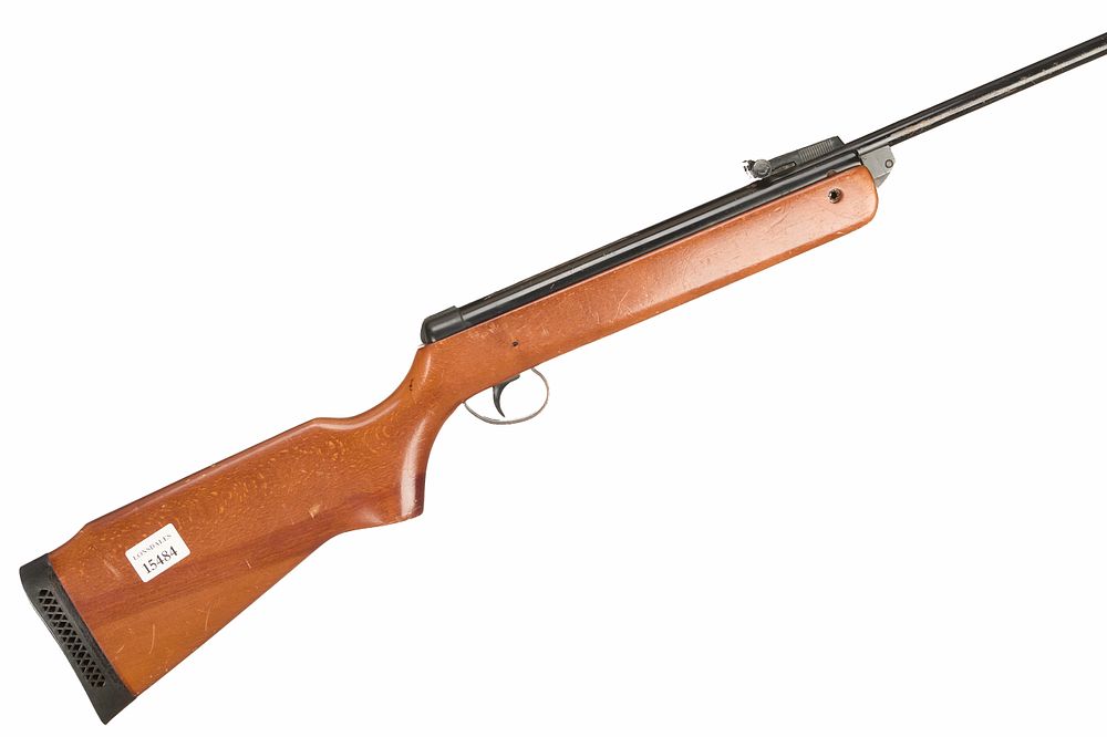 Lot 598: BSA A Mod METEOR AIR RIFLE Ser No IM 59930