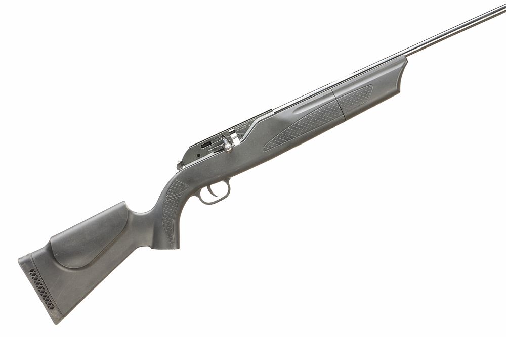 Lot 614: UMAREX A Mod AIR MAGNUM 850 .22LR CO2 AIR RIFLE Ser No G007741