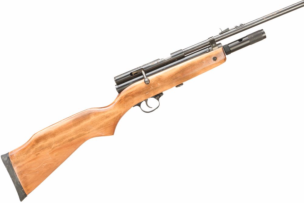 Lot 618: SMK A XS79 .22LR CO2 AIR RIFLE Ser No NVN