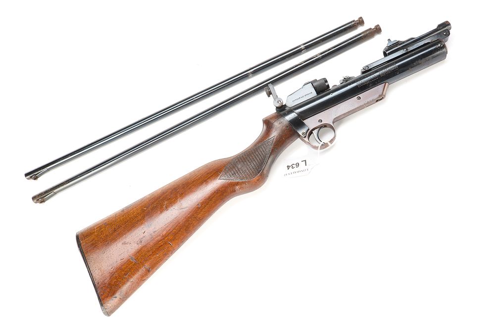 Lot 634: WEBLEY A SERVICE AIR RIFLE MK2 WITH INTERCHANGEABLE BARRELS Ser No NVSN