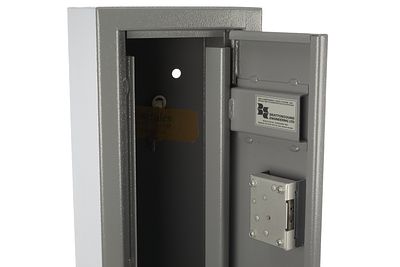 GUN CABINET;