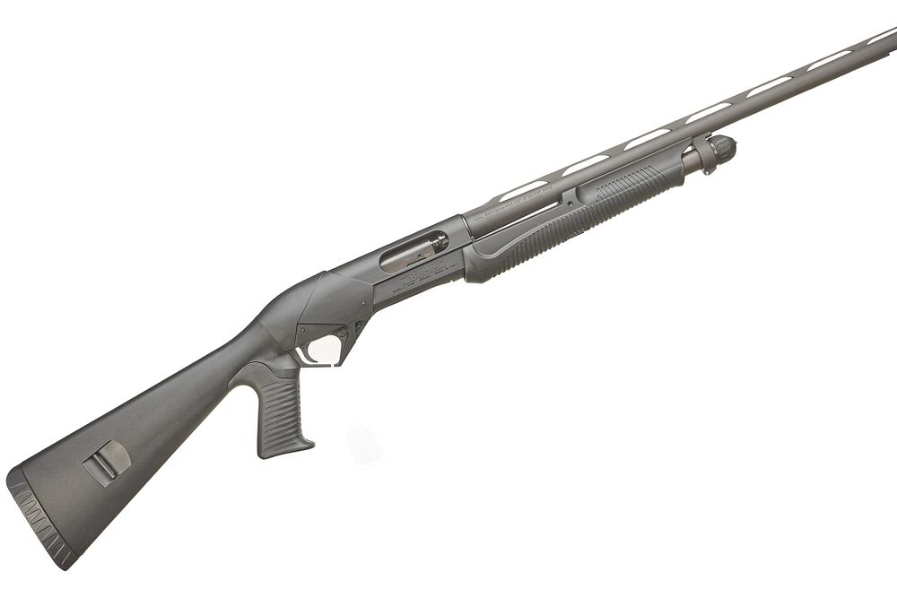 Lot 226: BENELLI A Mod SUPERNOVA 12-BORE 3 1/2" PUMP ACTION Ser No Z89244Z18;