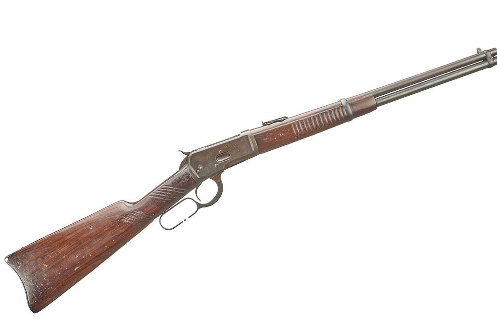 Lot 368: WINCHESTER A Mod 1892 .44 WCF SADDLE-RING CARBINE UNDERLEVER RIFLE Ser No 777839;