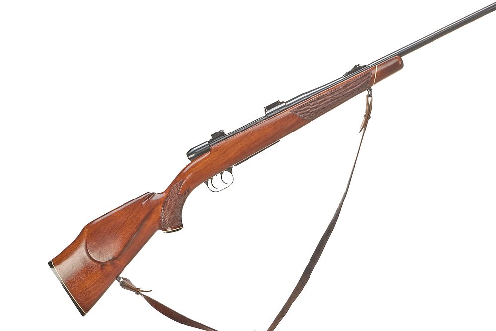 Lot 372: MAUSER A Mod 2000 .243 WIN LEFT HANDED BOLT ACTION RIFLE Ser No 88077;
