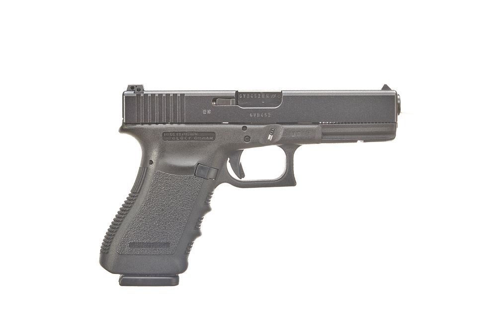 Lot 512: GLOCK A Mod 21 .45 ACP SEMI-AUTO PISTOL Ser No GVB452;