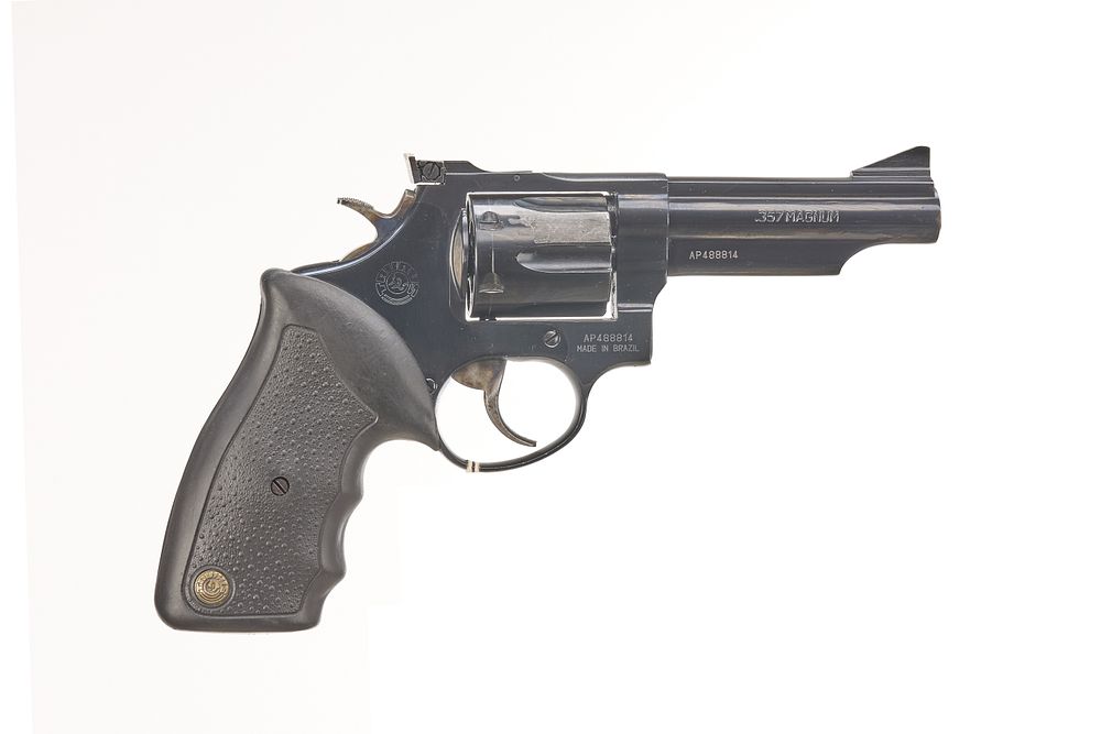 Lot 523: TAURUS A .357 MAG REVOLVER Ser No AP488814;