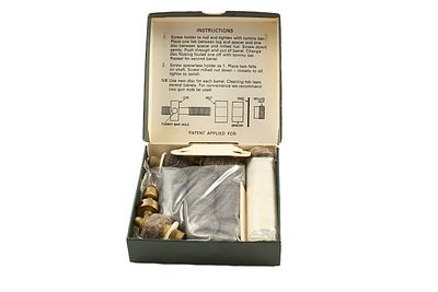 THE DISCOFELT GUN CLEANER;. THE DISCOFELT GUN CLEANER
