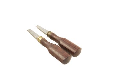 TWO TURN SCREWS;. Rosewood handles.