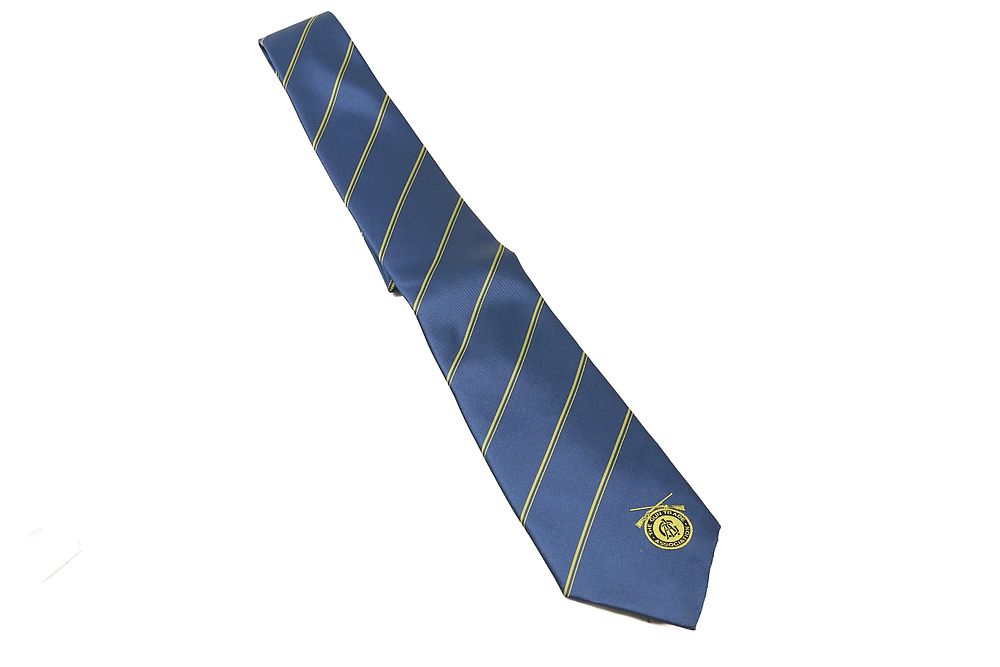 Lot 2: GUN TRADE ASSOCIATION TIE IN ORIGINAL SLEEVE;