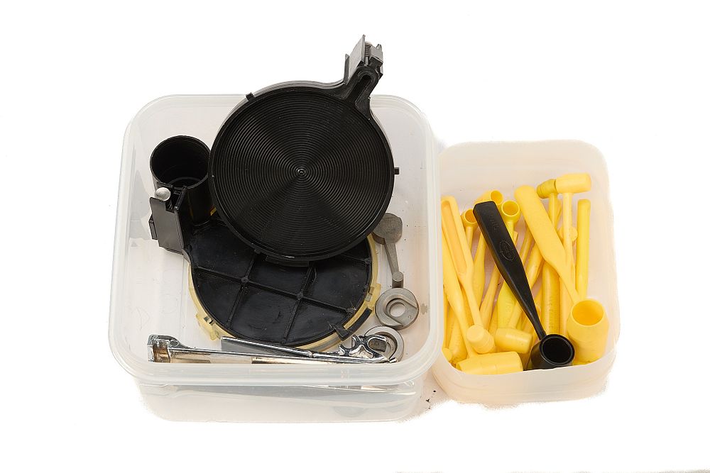 Lot 44: LEE HAND PRIMER & POWDER MEASURES;