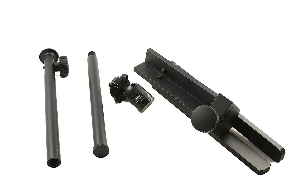 Lot 86: OPTICRON A BI-POD FOR SPOTTING SCOPE;