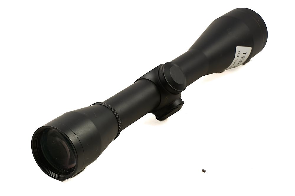 Lot 136: LEUPOLD SCOPE Ser No 264097H
