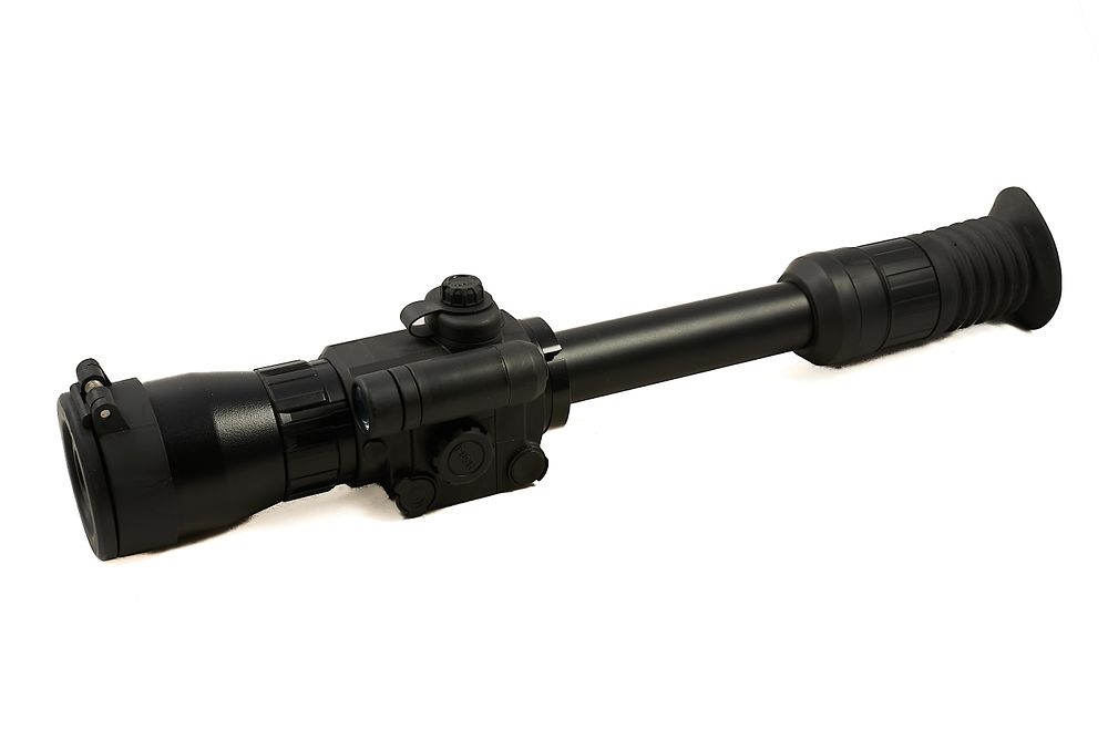 Lot 153: YUKON PHOTON XT 6.5X50S DIGITAL NIGHT VISION SCOPE;