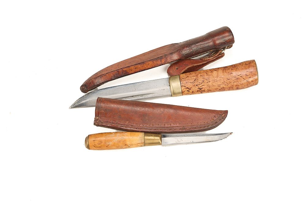 Lot 175: A PAIR OF MARTIINI FIELD KNIVES