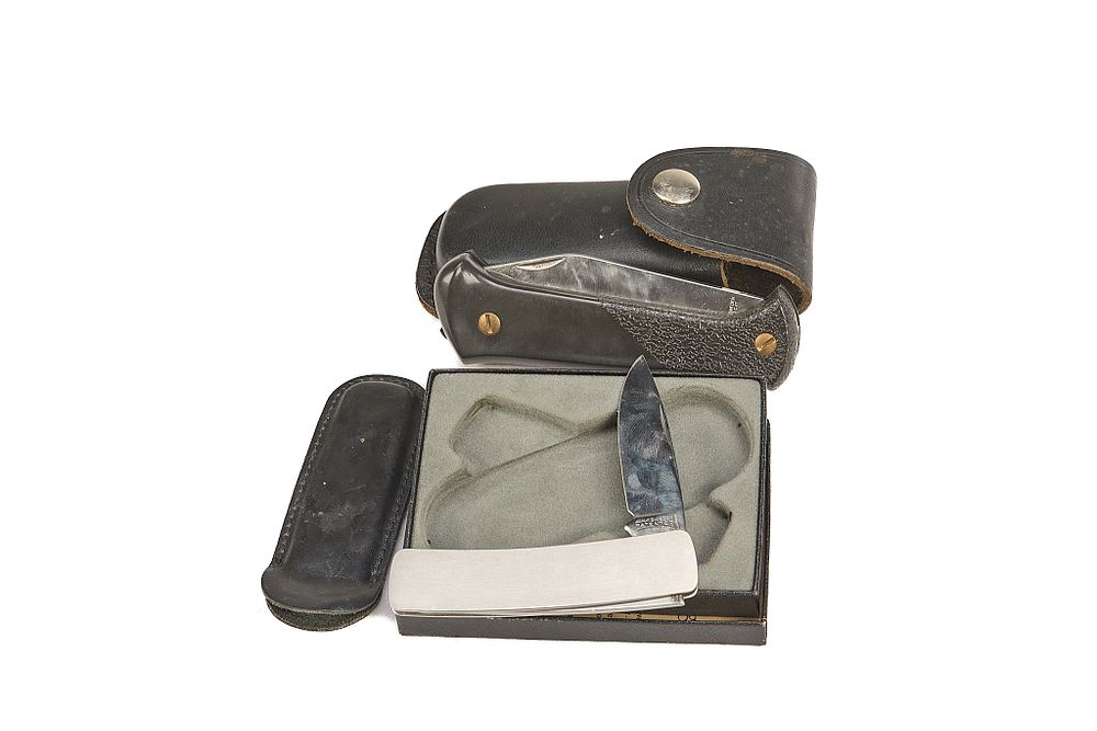 Lot 177: A PAIR OF EKA FOLDING KNIVES
