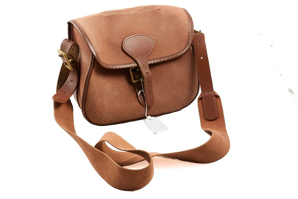 Lot 182: DEBEN CANVAS CARTRIDGE BAG;