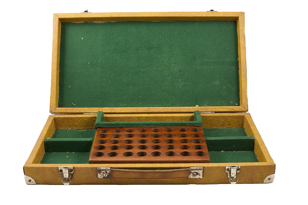 Lot 187: TWO CARTRIDGE CASES;